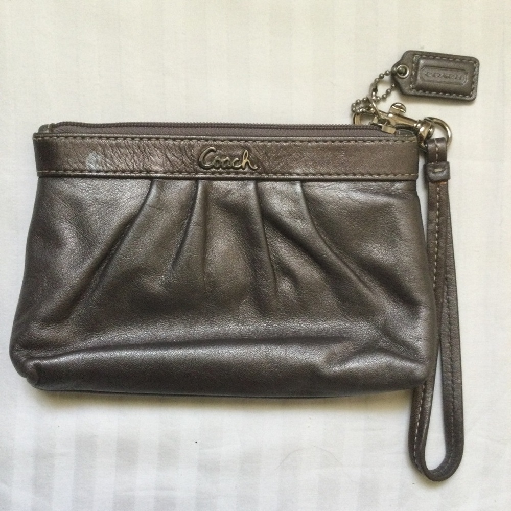 Coach Metallic Pewter Leather Wristlet with Hang Tag Y2K